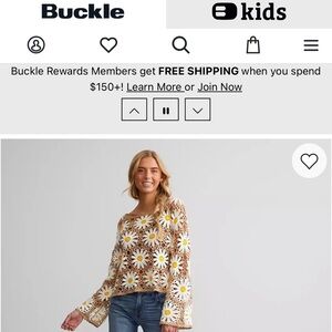 Buckle Daisy Crochet Top - White and Yellow